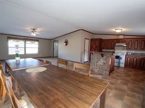 Dining - 213 S 2nd St, Byars, OK 74831 photo 3 of 3