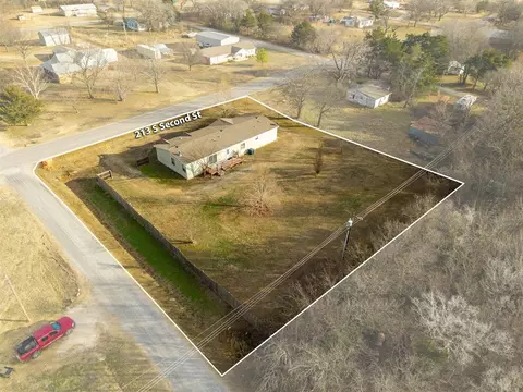 View/Area - 213 S 2nd St, Byars, OK 74831 photo 6 of 10