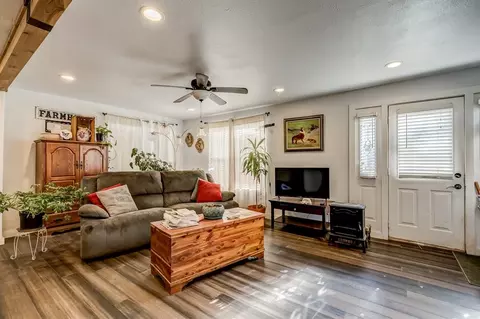 112 W First St, Coyle, OK 73027 photo 4