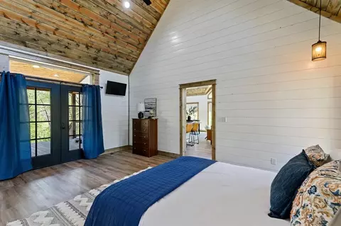 Bedroom - 862 Hickory Post Rd, Broken Bow, OK 74728 photo 4 of 4