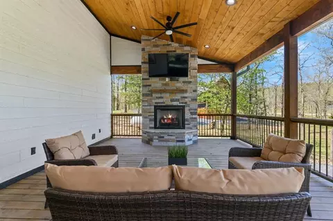 Exterior - 862 Hickory Post Rd, Broken Bow, OK 74728 photo 6 of 12