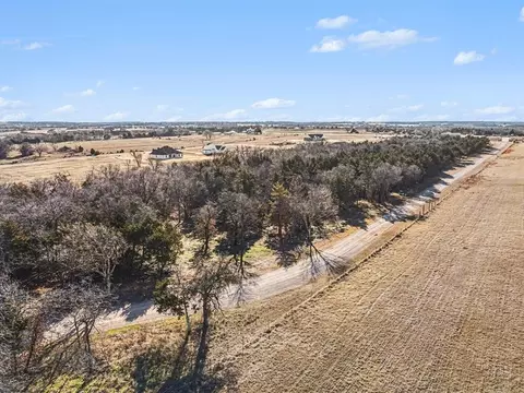 1061 Creekside Trl, Guthrie, OK 73044