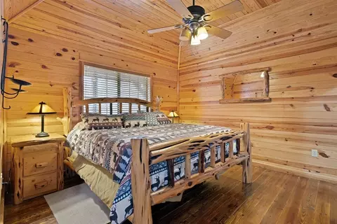 Bedroom - 68 Eg Ln, Broken Bow, OK 74728 photo 1 of 5