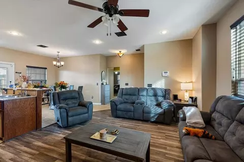 Other - 414 NW Granite Ave, Cache, OK 73527 photo 2 of 7