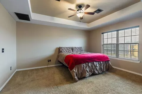 Bedroom - 414 NW Granite Ave, Cache, OK 73527 photo 4 of 5