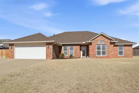 1813 Javelina Dr, Altus, OK 73521