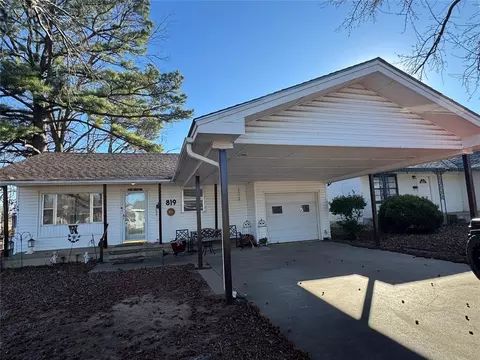 819 Lee St, Seminole, OK 74868