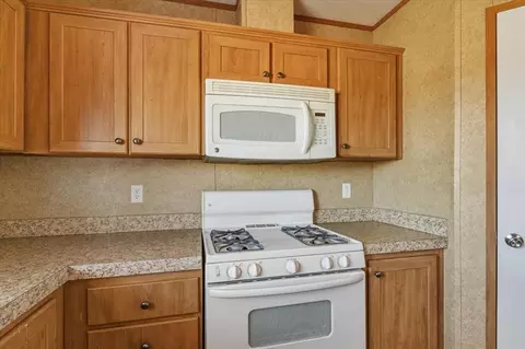 Kitchen - 821 E A St, Watonga, OK 73772 photo 4 of 4