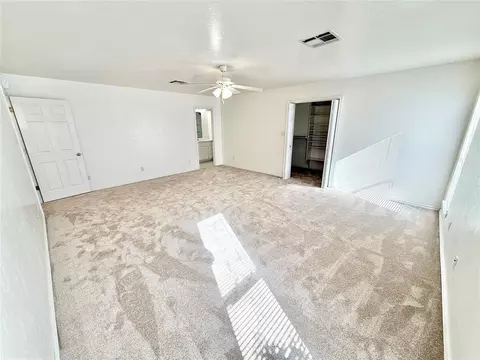 Bedroom - 1102 N Lee St, Altus, OK 73521 photo 5 of 5