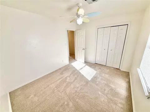 Bedroom - 1102 N Lee St, Altus, OK 73521 photo 4 of 5
