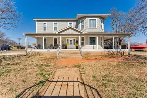 523 W Main St, Purcell, OK 73080