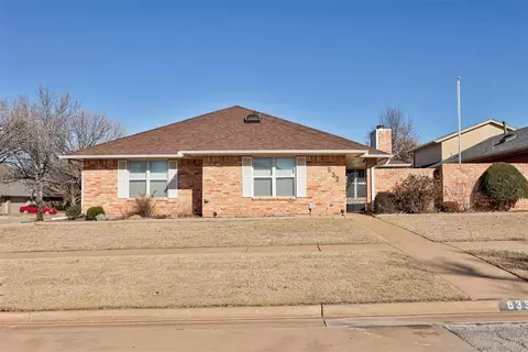 633 NW 142nd St, Edmond, OK 73013