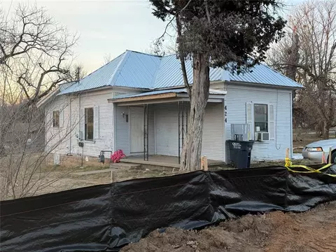 424 S Kickapoo Ave, Shawnee, OK 74801