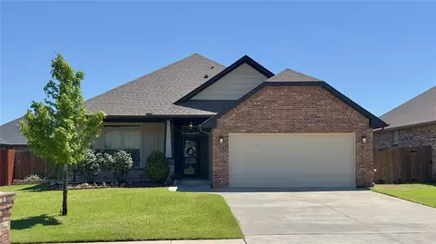 1736 W Trout Way, Mustang, OK 73064
