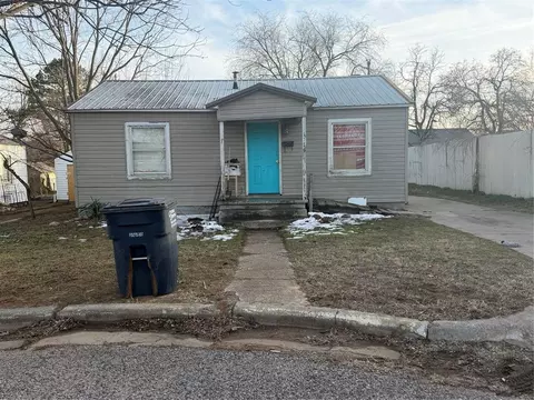 1313 E Whittaker St, Shawnee, OK 74801