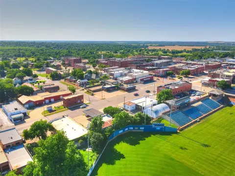 220 E Springer Ave, Guthrie, OK 73044 photo 26