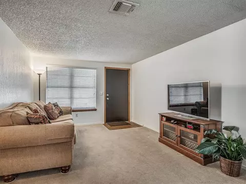 705 Ash Ln, Norman, OK 73072 photo 6