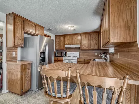 705 Ash Ln, Norman, OK 73072 photo 11