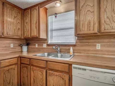 705 Ash Ln, Norman, OK 73072 photo 14