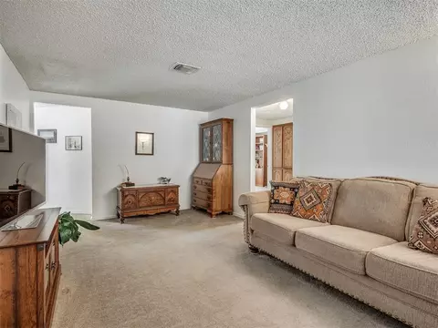 705 Ash Ln, Norman, OK 73072 photo 8