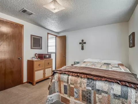 705 Ash Ln, Norman, OK 73072 photo 23
