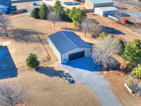 View/Area - 1874 E Rock Creek Rd, Tuttle, OK 73089 photo 1 of 2