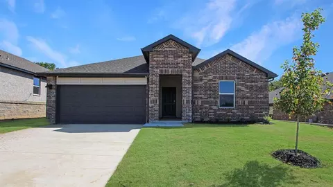 10208 NW 27th St, Yukon, OK 73099