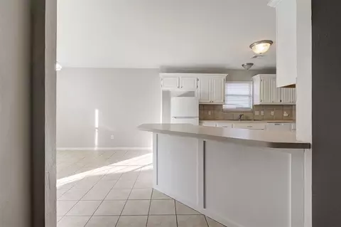 720 Elder Ln, Mustang, OK 73064 photo 11