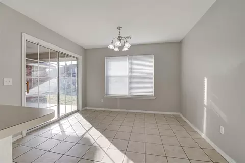 720 Elder Ln, Mustang, OK 73064 photo 13