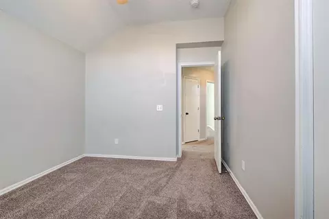 720 Elder Ln, Mustang, OK 73064 photo 31