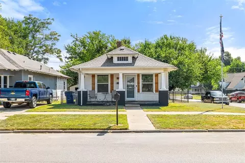 821 S Bickford Ave, El Reno, OK 73036