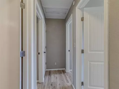 Entry Way - 2124 Oakside Dr, Norman, OK 73071 photo 1 of 2