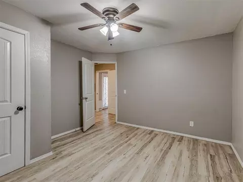 Bedroom - 2124 Oakside Dr, Norman, OK 73071 photo 8 of 8