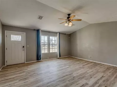 Living - 2124 Oakside Dr, Norman, OK 73071 photo 3 of 7