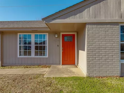 2124 Oakside Dr, Norman, OK 73071