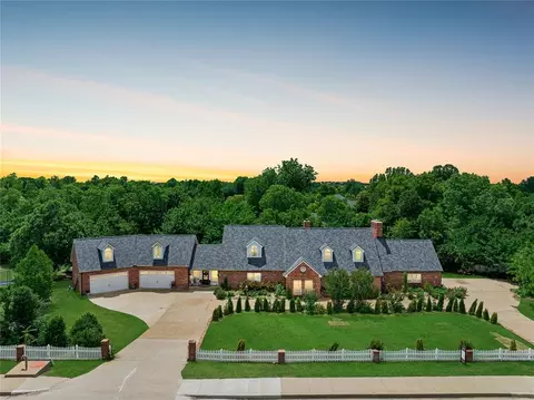 14701 N Western Ave, Edmond, OK 73013