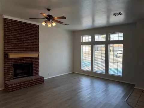 Living - 2016 Emerald Brook Ct, Edmond, OK 73003 photo 2 of 3