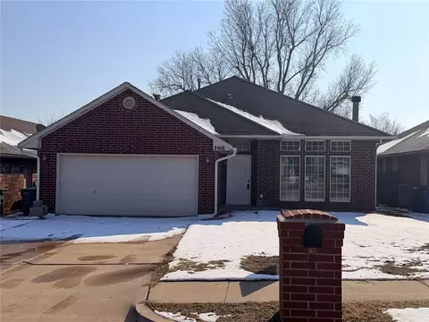 2016 Emerald Brook Ct, Edmond, OK 73003