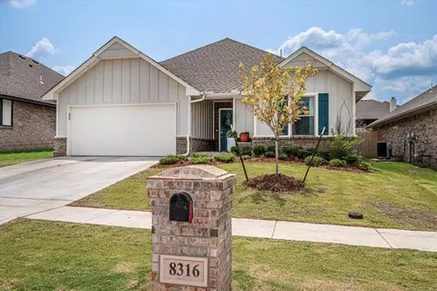 8316 NW 163rd Ter, Edmond, OK 73013
