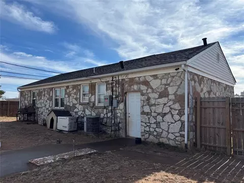Exterior - 632 Circle Dr, Watonga, OK 73772 photo 2 of 4