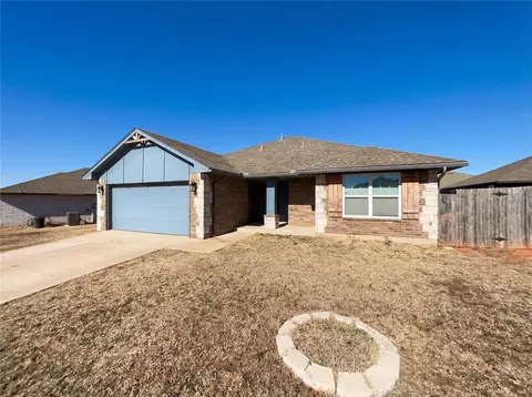 11017 NW 95th St, Yukon, OK 73099