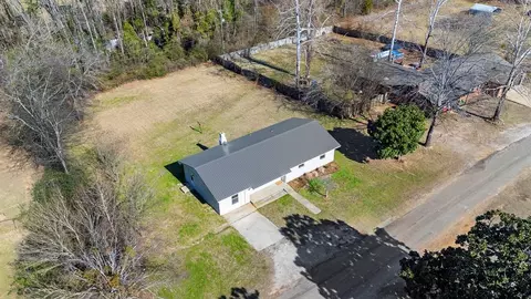 47 Gypsum Valley Dr, Idabel, OK 74745