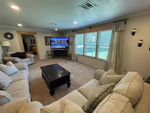 Living - 513 E Monroe St, Maud, OK 74854 photo 2 of 3