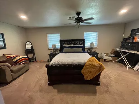 Bedroom - 513 E Monroe St, Maud, OK 74854 photo 3 of 8