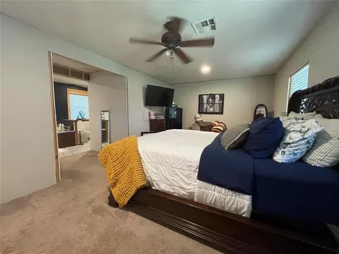 Bedroom - 513 E Monroe St, Maud, OK 74854 photo 2 of 8