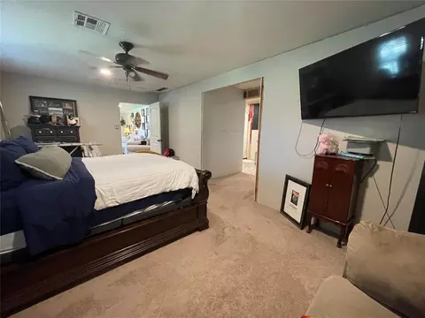 Bedroom - 513 E Monroe St, Maud, OK 74854 photo 4 of 8