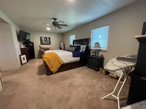 Bedroom - 513 E Monroe St, Maud, OK 74854 photo 1 of 8