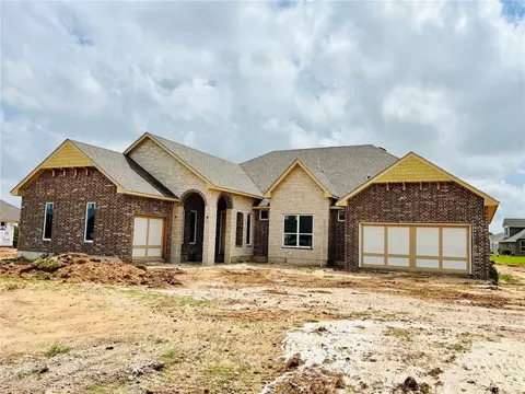 4084 Blue Ridge Ave, Newcastle, OK 73065