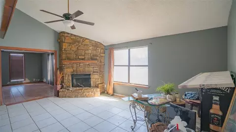 Living - 501 E 141st Pl, Glenpool, OK 74033 photo 1 of 6