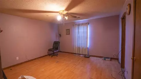 Bedroom - 501 E 141st Pl, Glenpool, OK 74033 photo 1 of 6